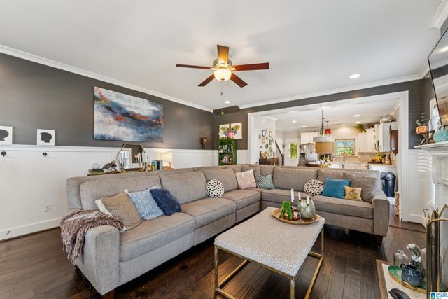 1033 EVAN CIRCLE, Chelsea, AL 35043