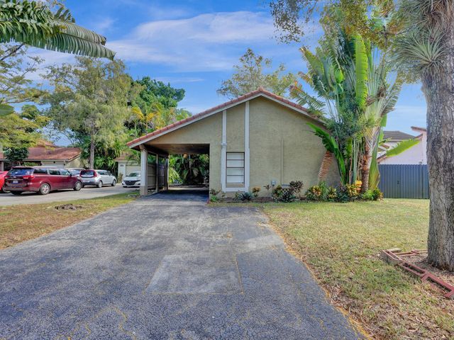 1257 NW 91st Ave, Coral Springs, FL 33071