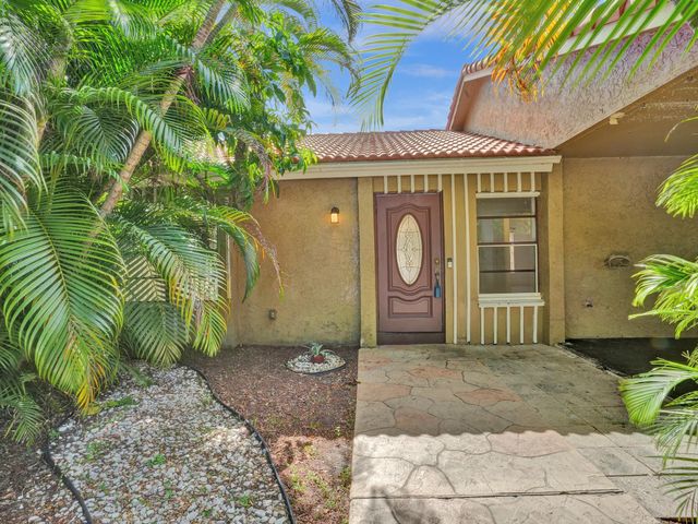 1257 NW 91st Ave, Coral Springs, FL 33071