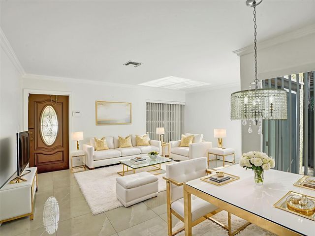 1257 NW 91st Ave, Coral Springs, FL 33071