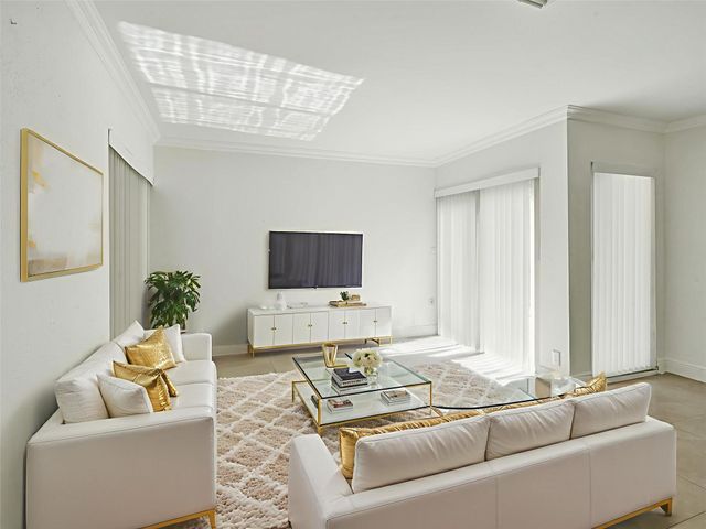 1257 NW 91st Ave, Coral Springs, FL 33071