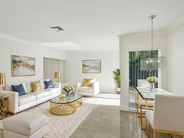 1257 NW 91st Ave, Coral Springs, FL 33071