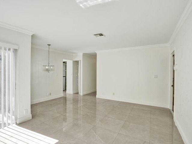 1257 NW 91st Ave, Coral Springs, FL 33071