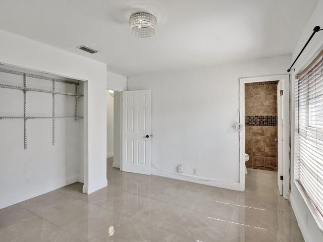 1257 NW 91st Ave, Coral Springs, FL 33071