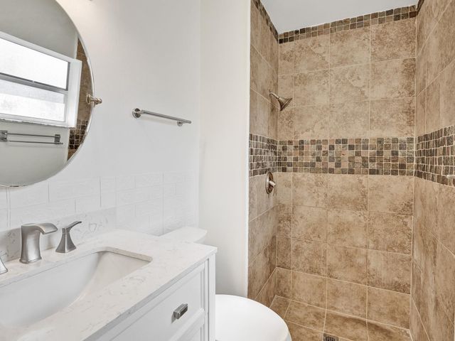 1257 NW 91st Ave, Coral Springs, FL 33071