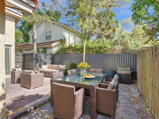 1257 NW 91st Ave, Coral Springs, FL 33071