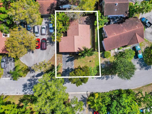 1257 NW 91st Ave, Coral Springs, FL 33071