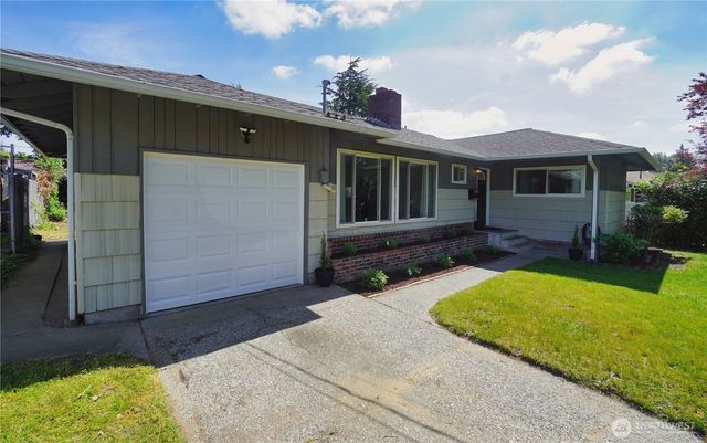 10746 63rd Avenue S, Seattle, WA 98178