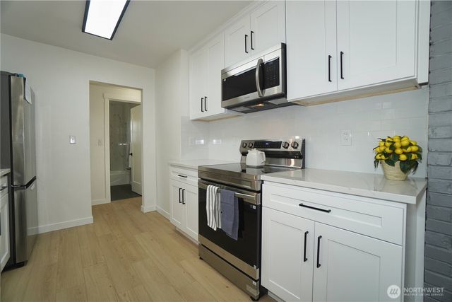 10746 63rd Avenue S, Seattle, WA 98178