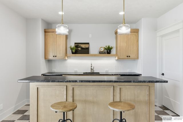 10109 Laramie Street, Papillion, NE 68046