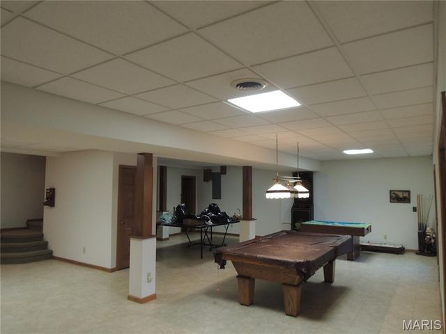 6 Willow Circle Drive, Greenville, IL 62246