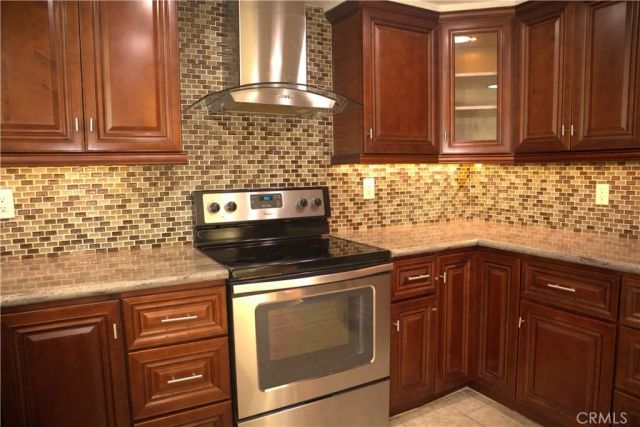 12684 Hinton Way, North Tustin, CA 92705