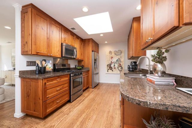 3 Delmar Court, Redwood City, CA 94063