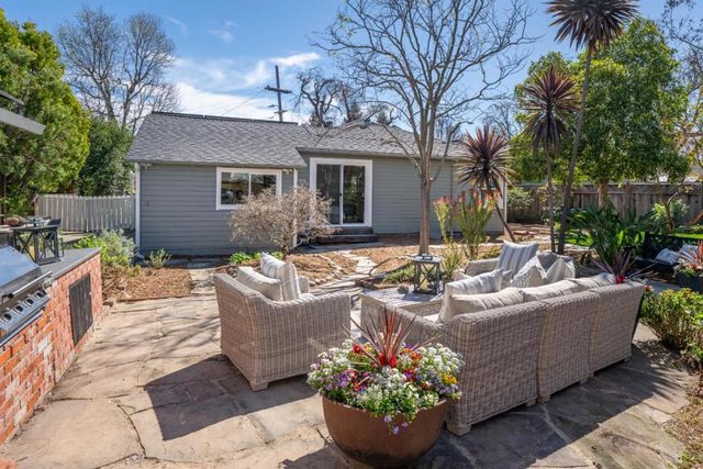 3 Delmar Court, Redwood City, CA 94063