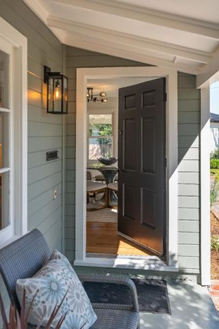 3 Delmar Court, Redwood City, CA 94063