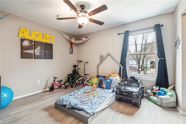 4175 Thalia Station Cir Unit 204, Virginia Beach, VA 23452