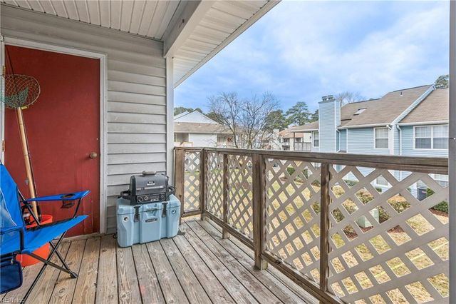4175 Thalia Station Cir Unit 204, Virginia Beach, VA 23452