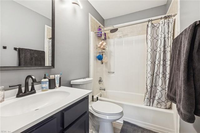 4175 Thalia Station Cir Unit 204, Virginia Beach, VA 23452