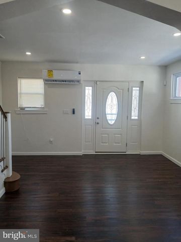 630 E PRICE ST, Philadelphia, PA 19144