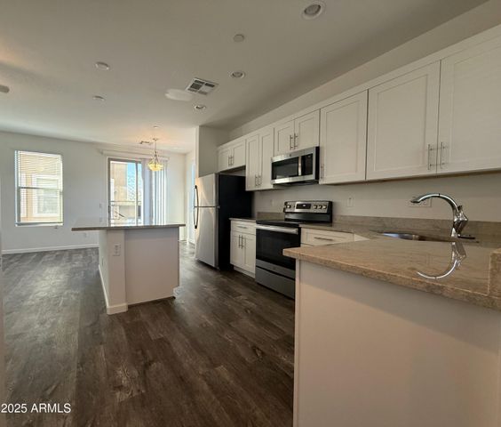 22125 N 29TH Avenue 147, Phoenix, AZ 85027