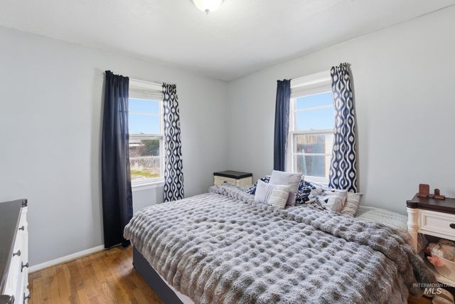 1815 S Ash Park Ln, Boise, ID 83709