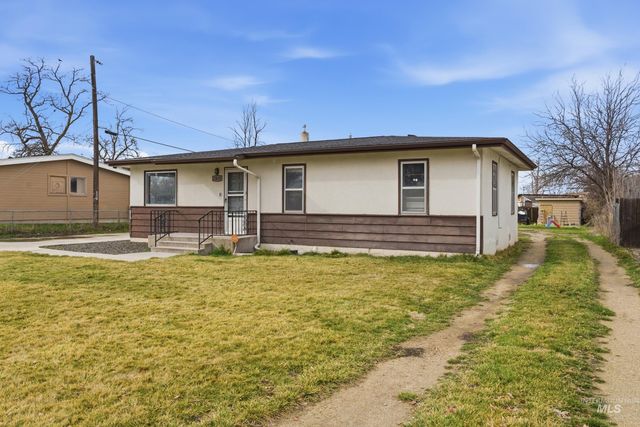 1815 S Ash Park Ln, Boise, ID 83709