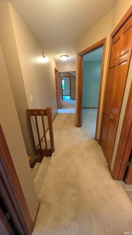 2725 Sweet Cider Road, Fort Wayne, IN 46818