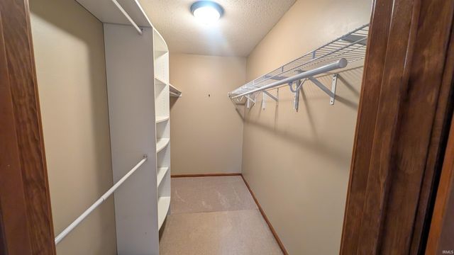 2725 Sweet Cider Road, Fort Wayne, IN 46818