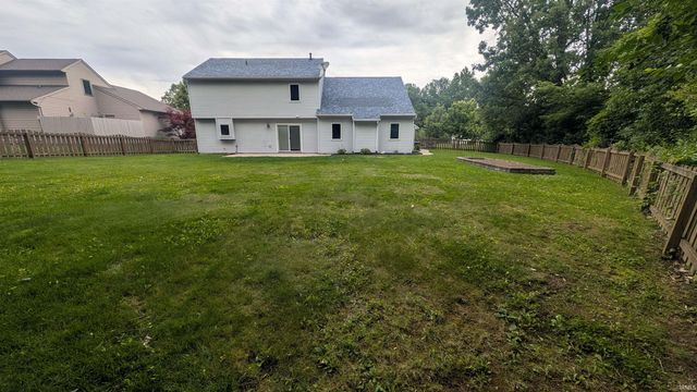 2725 Sweet Cider Road, Fort Wayne, IN 46818