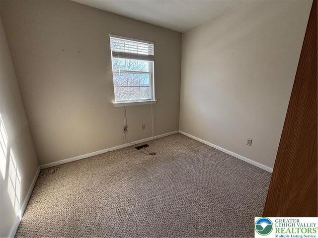 1896 Georgia Drive, Whitehall Twp, PA 18052