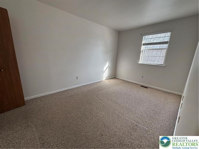 1896 Georgia Drive, Whitehall Twp, PA 18052