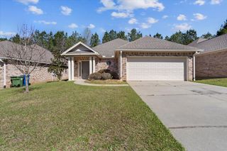 151 Cottage Dr., Hattiesburg, MS 39402