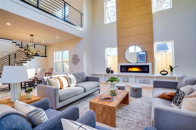 3611 S Versailles Avenue, Dallas, TX 75209