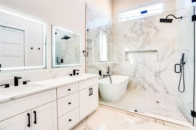 3611 S Versailles Avenue, Dallas, TX 75209