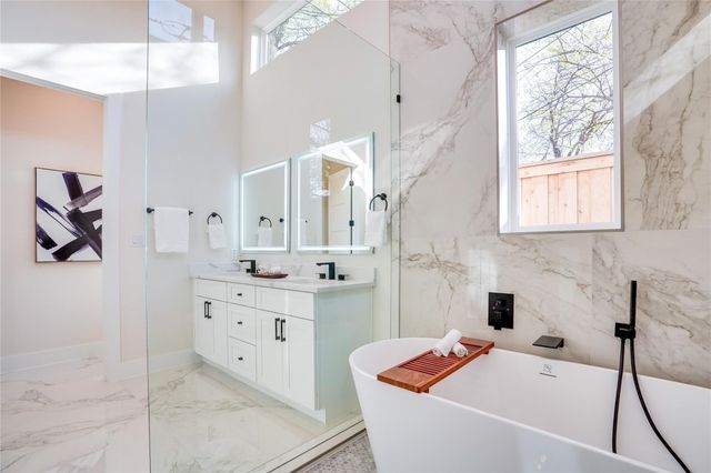 3611 S Versailles Avenue, Dallas, TX 75209