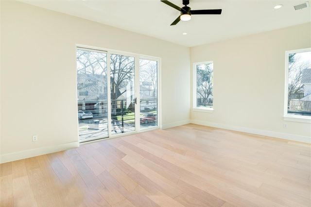 3611 S Versailles Avenue, Dallas, TX 75209