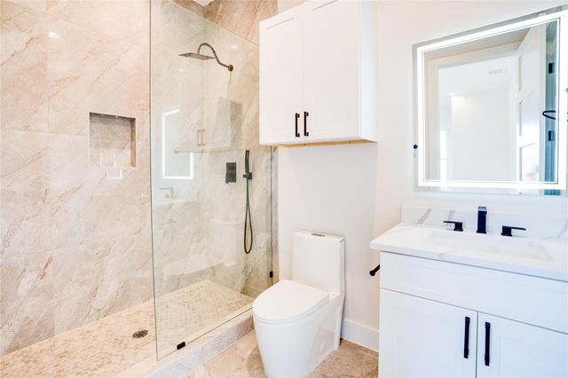 3611 S Versailles Avenue, Dallas, TX 75209