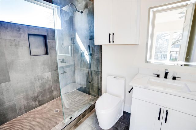 3611 S Versailles Avenue, Dallas, TX 75209