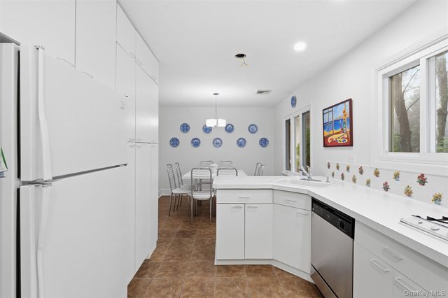 15 Hershel Terrace, Monsey, NY 10952