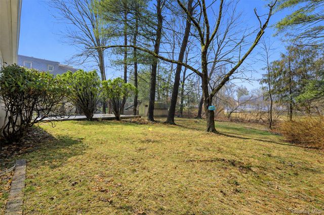 15 Hershel Terrace, Monsey, NY 10952