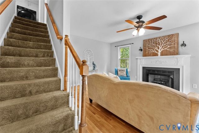 1402 Davis Ln, Hopewell, VA 23860