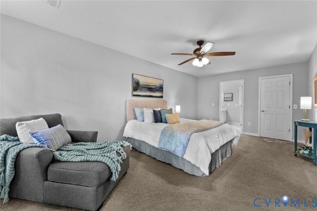 1402 Davis Ln, Hopewell, VA 23860