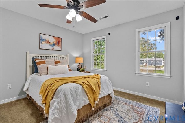 1402 Davis Ln, Hopewell, VA 23860