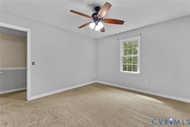 1402 Davis Ln, Hopewell, VA 23860