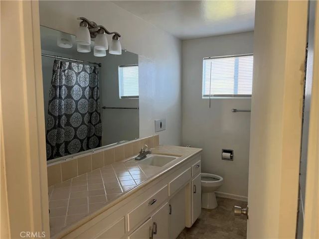 771 S Thompson, Hemet, CA 92543