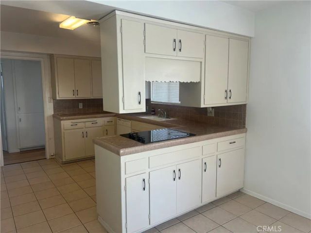 771 S Thompson, Hemet, CA 92543