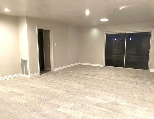 5131 Indigo Street, Houston, TX 77096