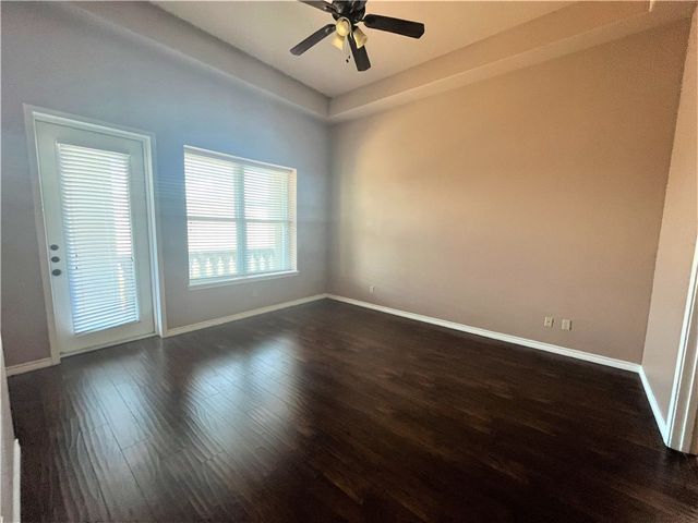 14910 Leeward Dr 802, Corpus Christi, TX 78418