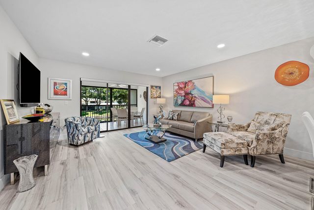 42 STRATFORD Lane W D, Boynton Beach, FL 33436