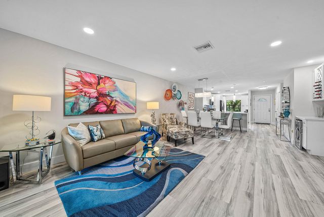 42 STRATFORD Lane W D, Boynton Beach, FL 33436